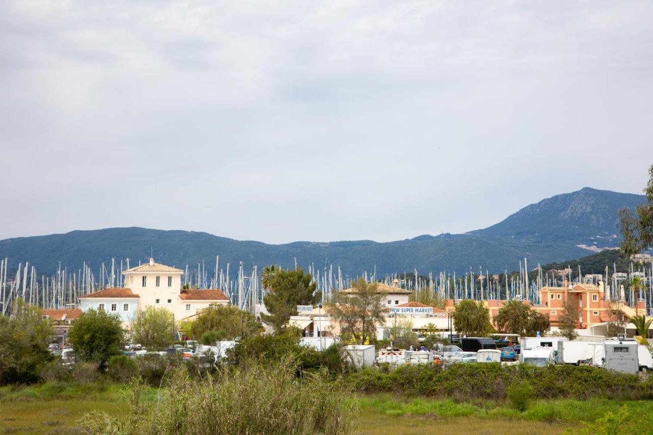 Konstantino'S Corfu Marina View Apartment Kontokali Eksteriør billede